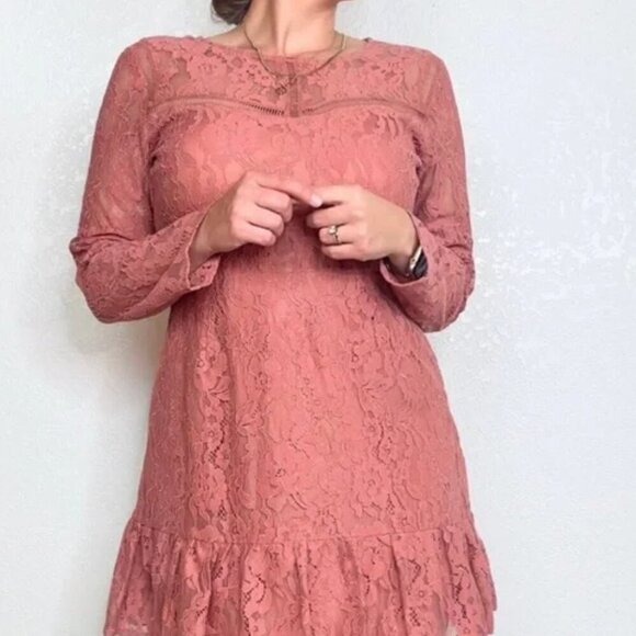 NWT Francesca’s Mi Ami lace ruffle-hem mini dress – mauve, long sleeve, sz S - Picture 11 of 11